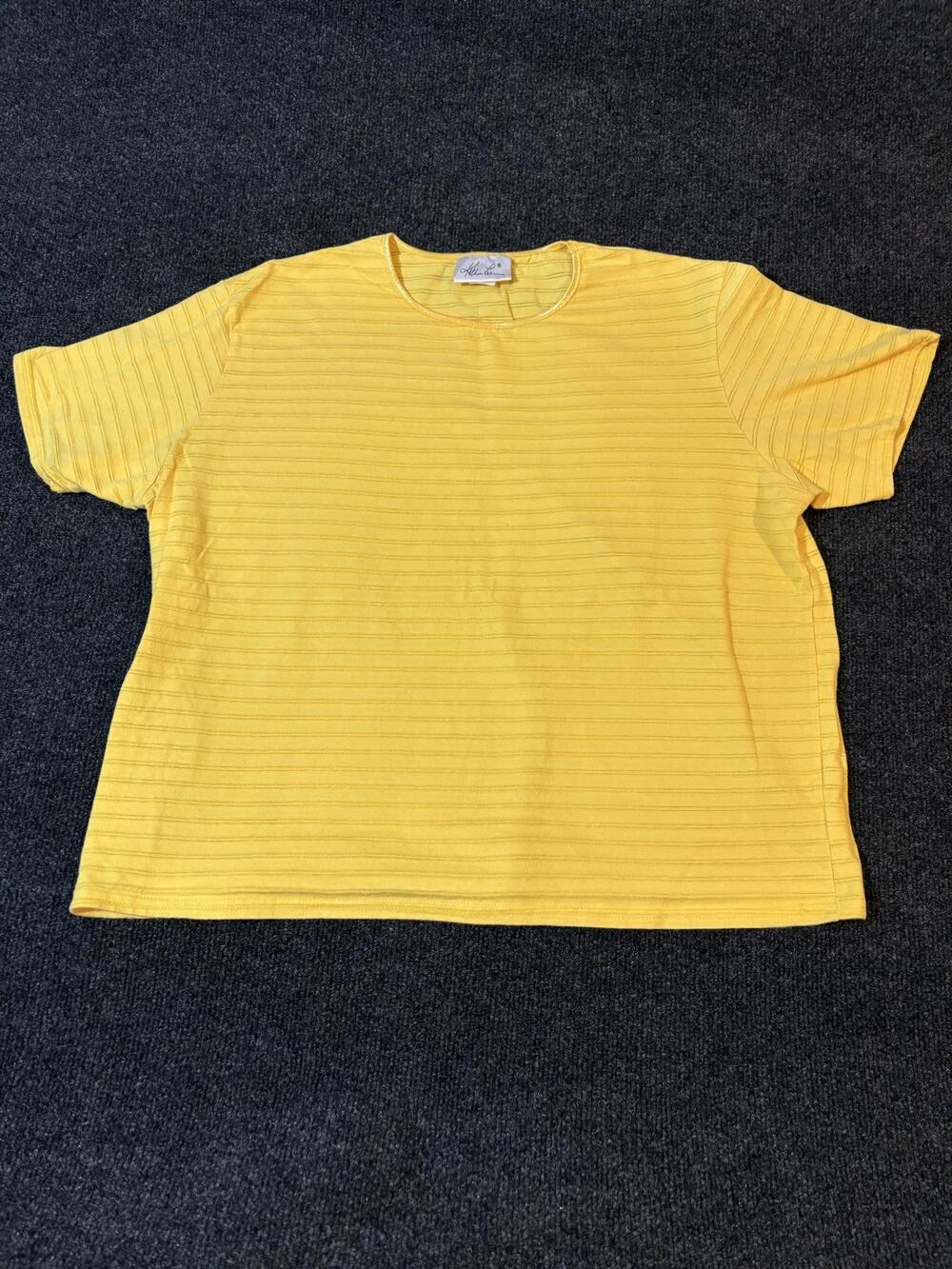 Kathie Lee Shirt Womens XL Yellow Ribbed Stripe Crew Neck Basic Short Sleeve